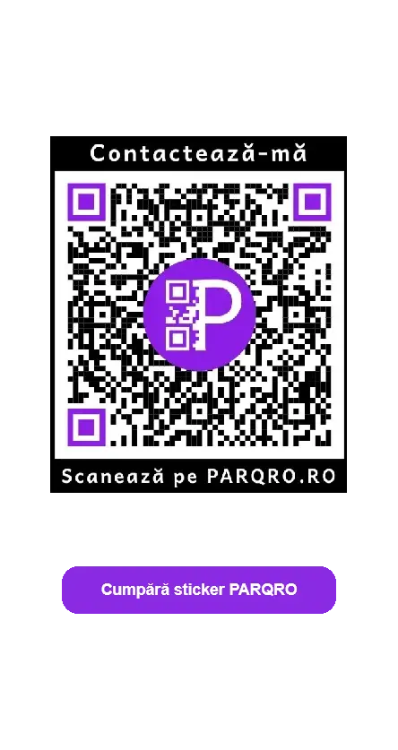Un autocolant cu cod QR PARQRO pe parbrizul unei mașini.